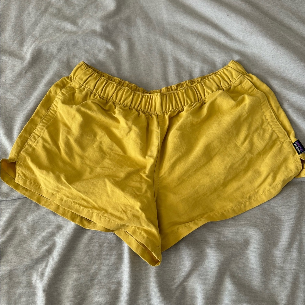 Patagonia Women’s Small Yellow Shorts